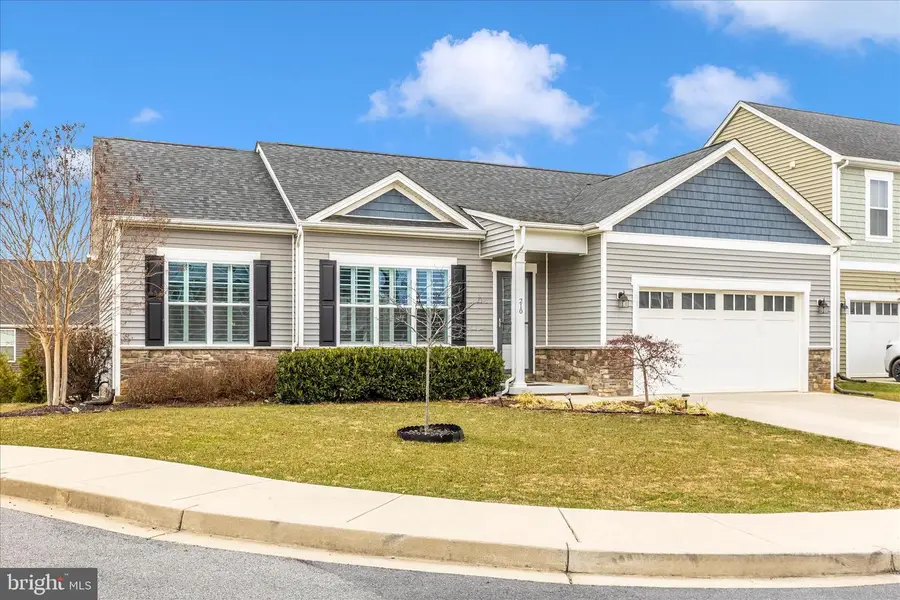 210 Aylesbury Ln, Martinsburg, WV 25403 - Image #2