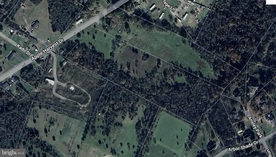 8090 Apple Harvest Dr, Gerrardstown, WV 25420 - #3