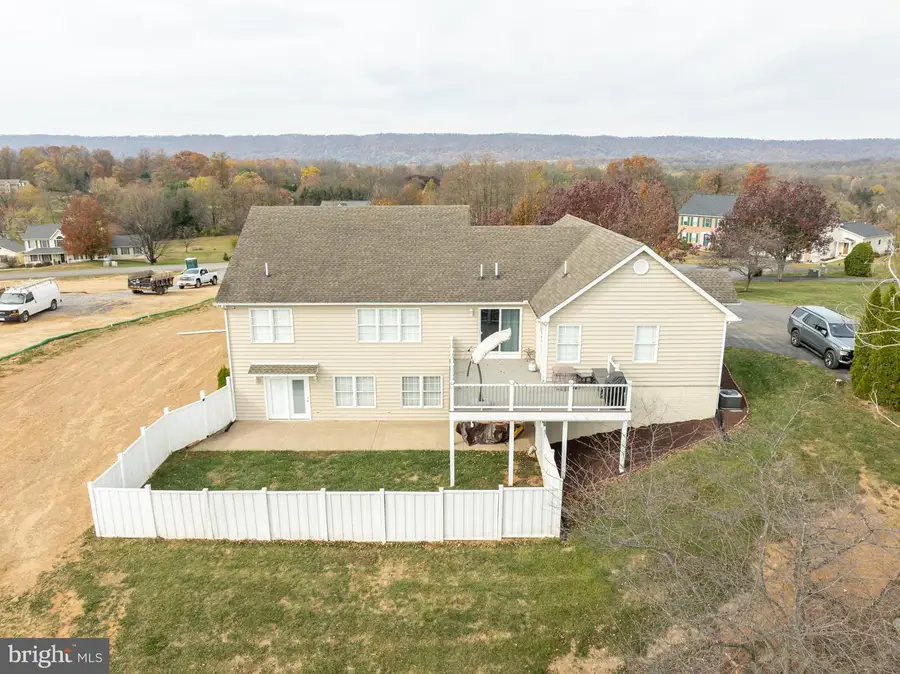 490 Renaissance Dr, Martinsburg, WV 25403 - Image #2
