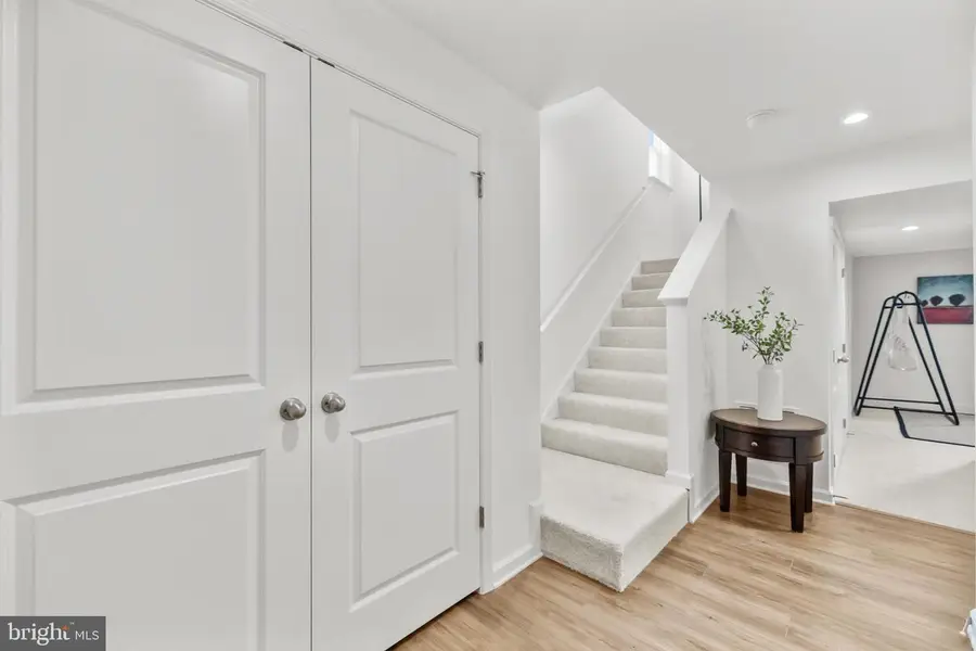 229 Clifton Morning, Falling Waters, WV 25419 - Image #3