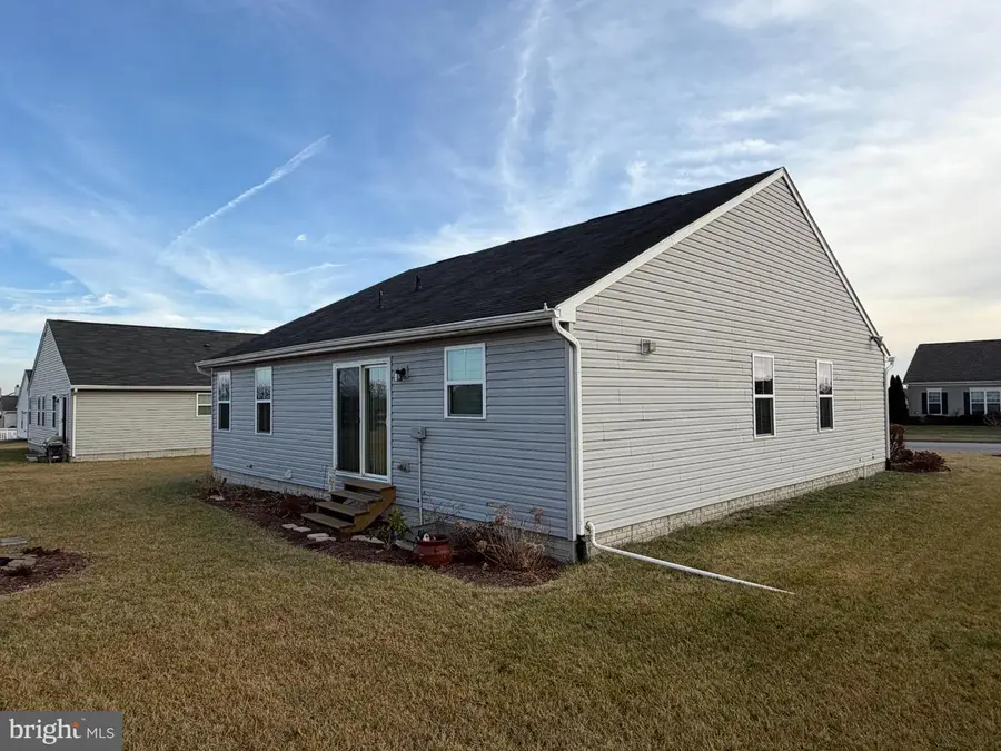 31 Liverpool Ln, Martinsburg, WV 25405 - Image #3