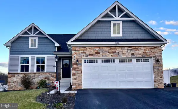 45 Perspective Pl, HEDGESVILLE, WV 25427