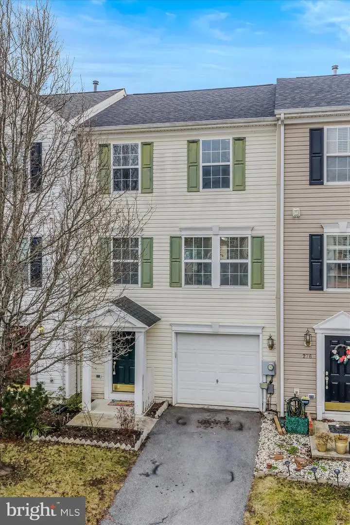 278 Scarboro Dr, Bunker Hill, WV 25413 - Image #2