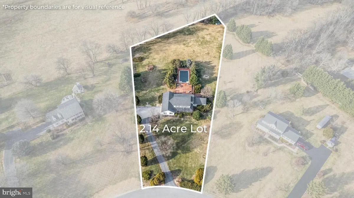 172 Cambrian Ct, Martinsburg, WV 25403 - Image #1