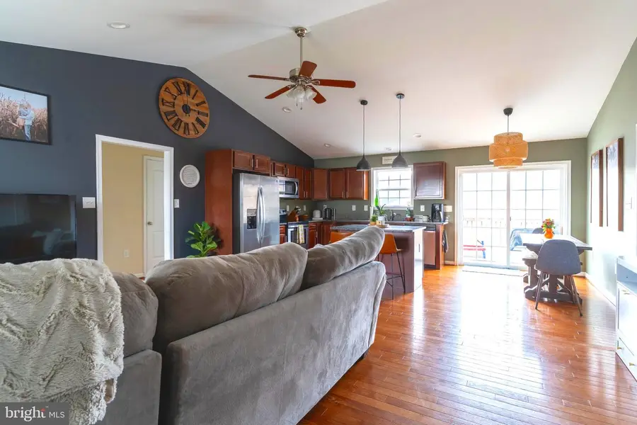 33 Twickenham Dr, Martinsburg, WV 25403 - Image #3