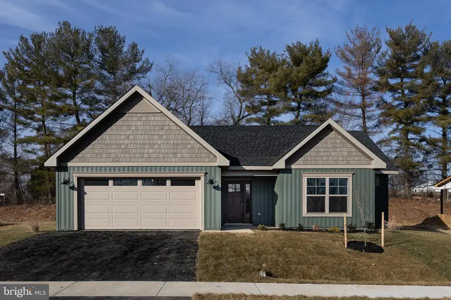 63 Haskell Dr, Martinsburg, WV 25404 - Image #2