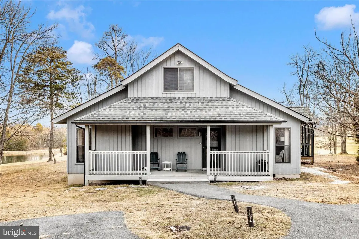 90 Atlatl Ln, Hedgesville, WV 25427 - Image #1