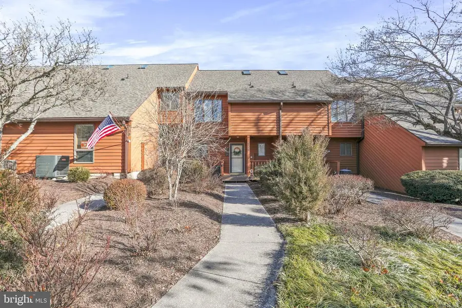 256 Tecumseh Trl, Hedgesville, WV 25427 - #2