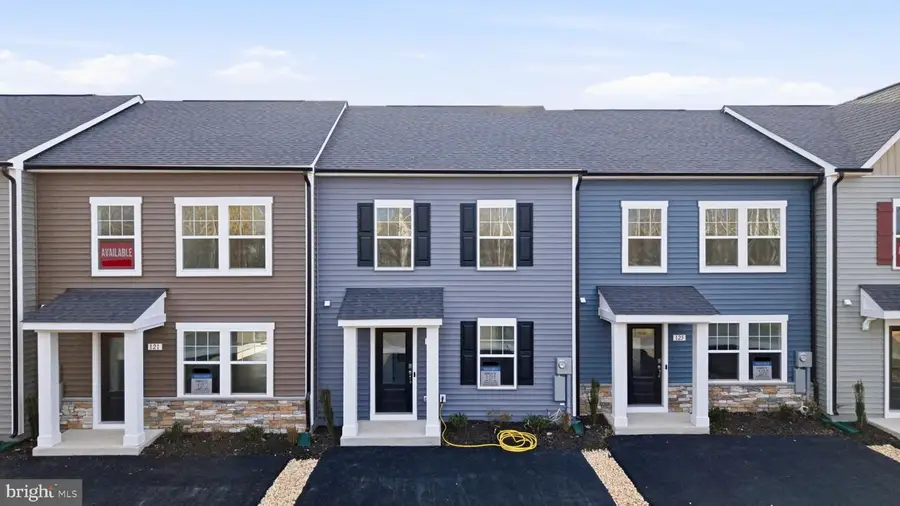 123 Courthouse Dr, Martinsburg, WV 25404 - #2