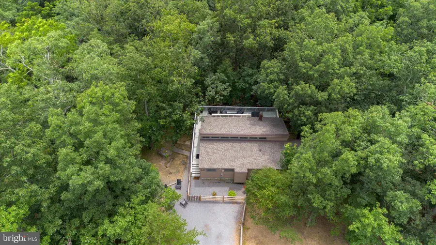 350 Pathfinder Ln, Hedgesville, WV 25427 - Image #2