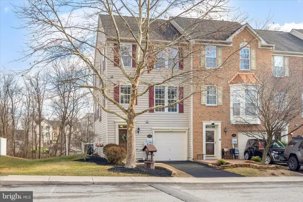 67 Lullwater Way, FALLING WATERS, WV 25419