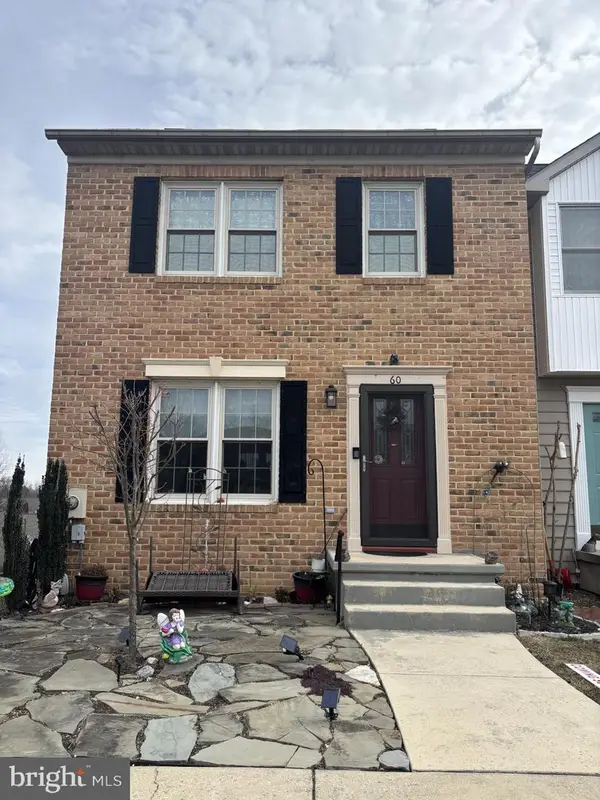 60 Morningside Dr, FALLING WATERS, WV 25419