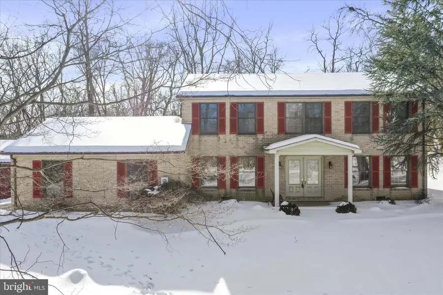 155 Shireoaks Dr, Martinsburg, WV 25403 - #2