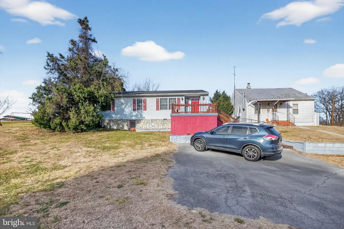 710 Porter Ave, Martinsburg, WV 25401 - Image #1