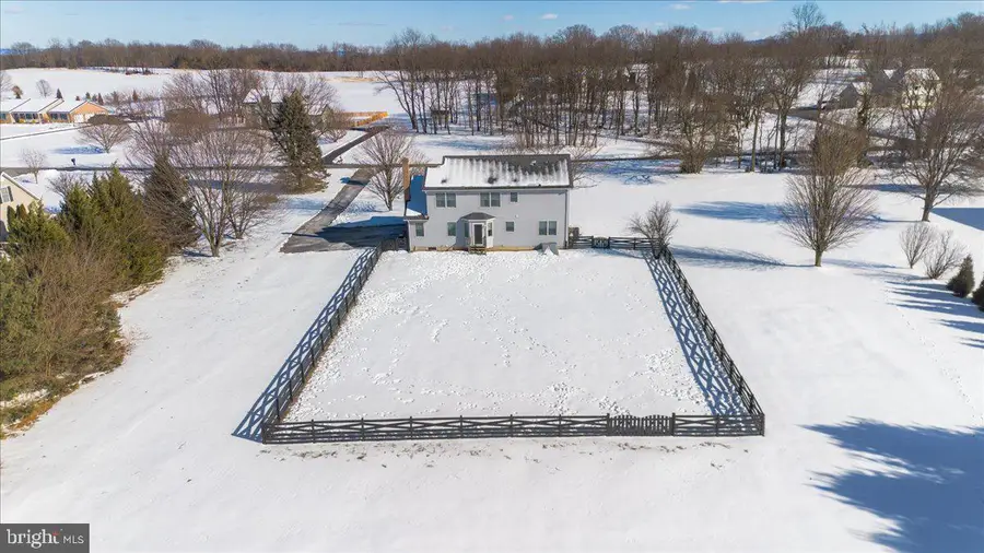 293 Quaint Swan Dale Dr, Martinsburg, WV 25404 - Image #3