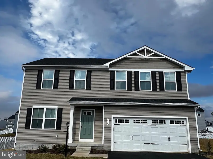 310 Otero Ln, Hedgesville, WV 25427 - #2