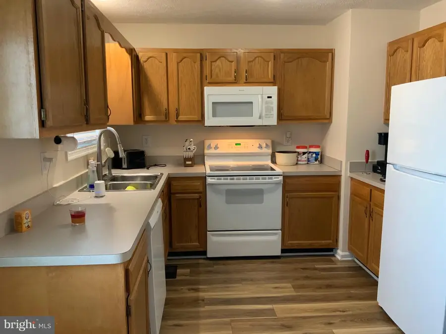 13 Jonathan Ct, Inwood, WV 25428 - Image #2