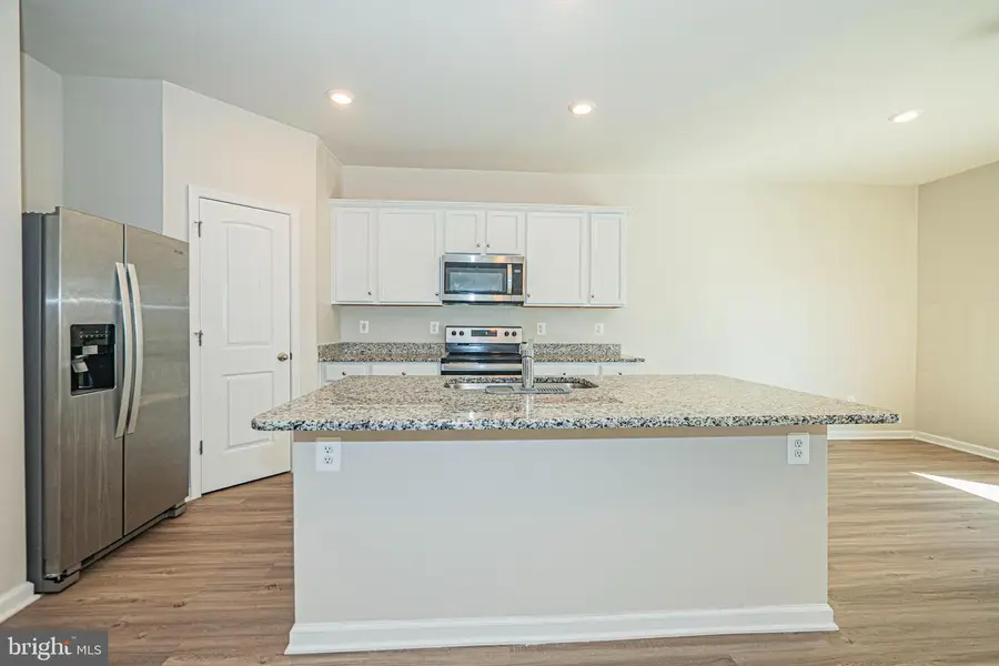 120 Paddington St, Falling Waters, WV 25419 - #3