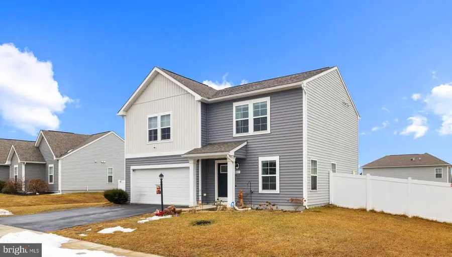 101 Tundra Ct, Bunker Hill, WV 25413 - #2