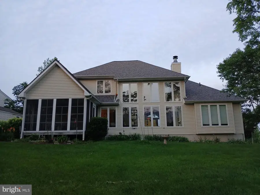 564 Peacepipe Ln, Hedgesville, WV 25427 - #3