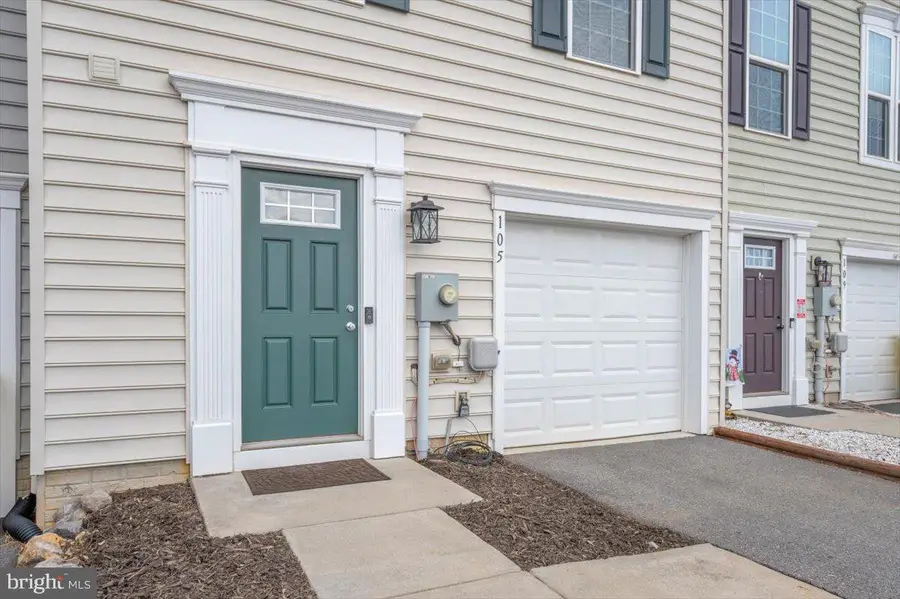 105 Montreal Way, Falling Waters, WV 25419 - #2