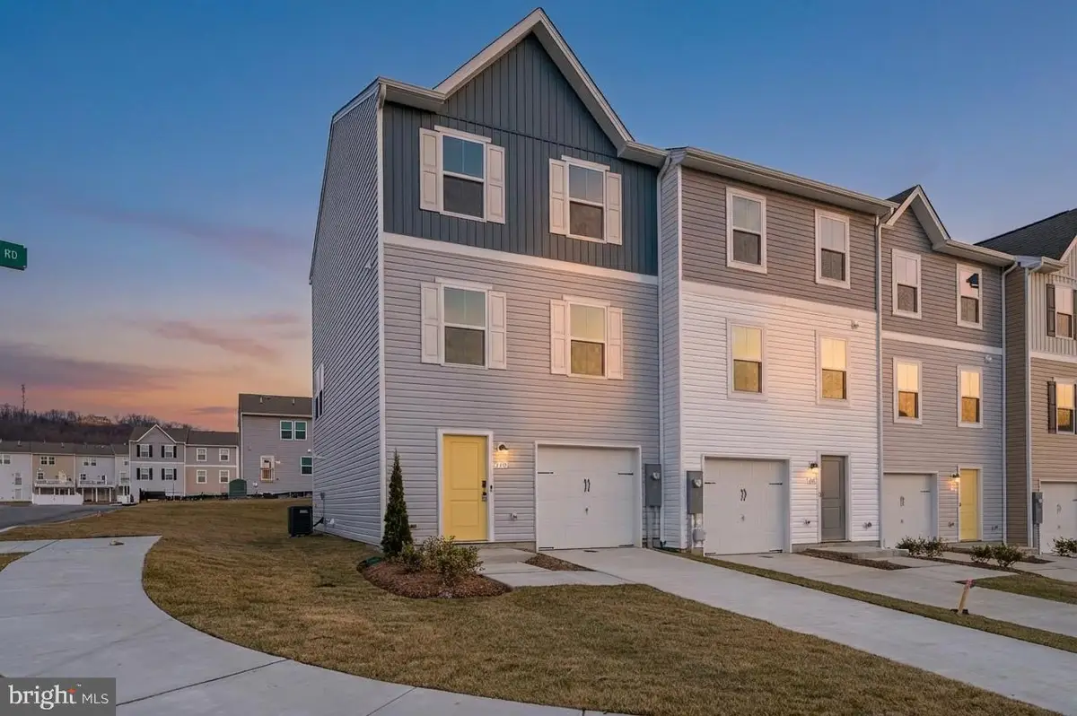 164 Rabbit Rd, Hedgesville, WV 25427 - #1