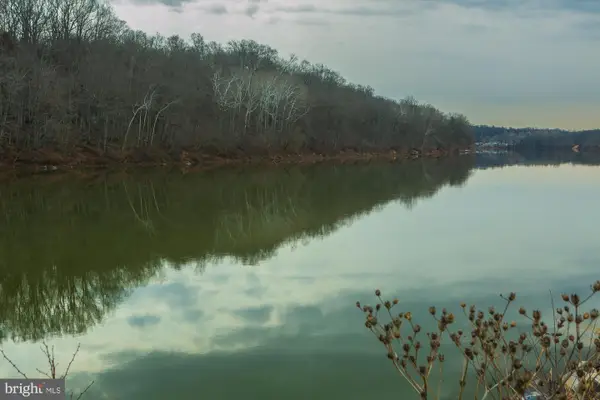 78 Americana Lane #78, HEDGESVILLE, WV 25427