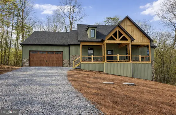 Breakaway Dr, HEDGESVILLE, WV 25427
