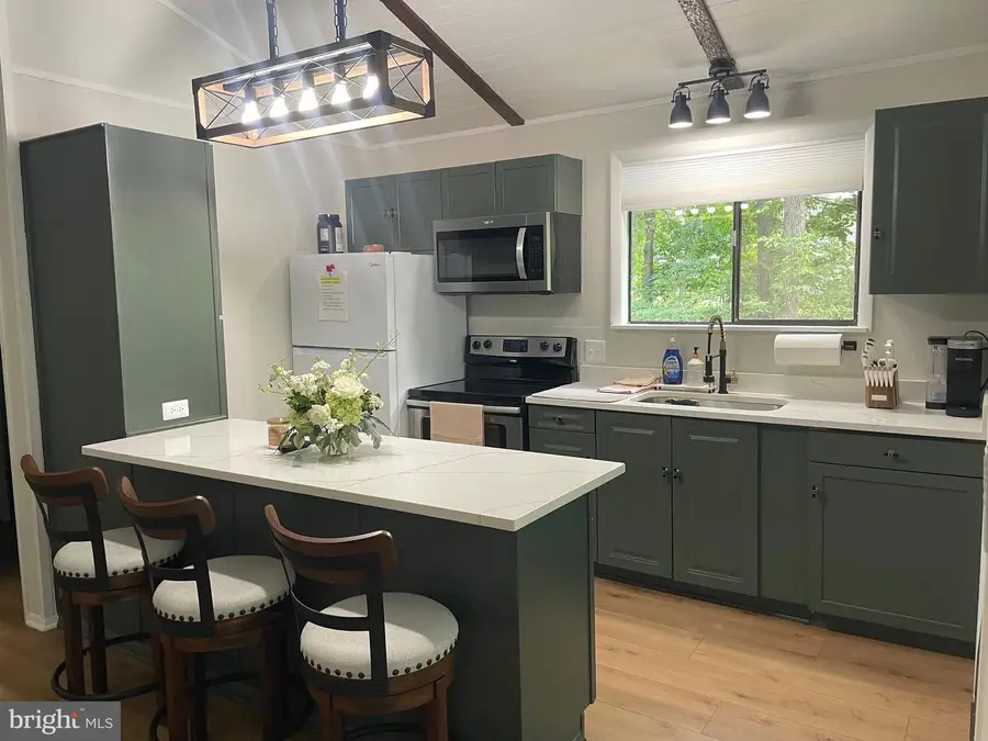 327 Crowfoot Ln, Gerrardstown, WV 25420 - #3