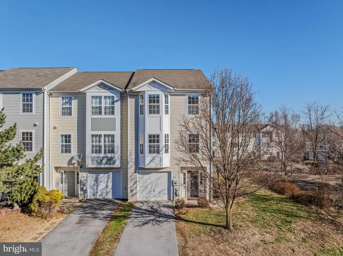 56 Foal Ln, Martinsburg, WV 25405 - #1