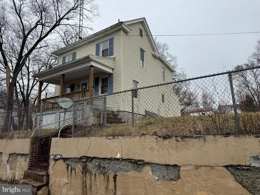 719 3rd St, Martinsburg, WV 25404 - #3