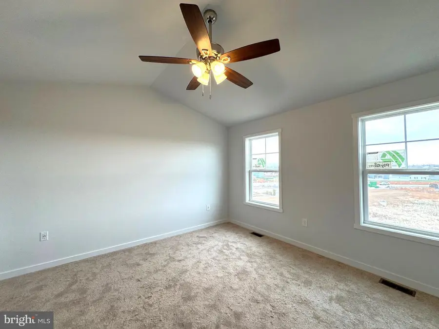 152 Olga Dr, Martinsburg, WV 25403 - #3