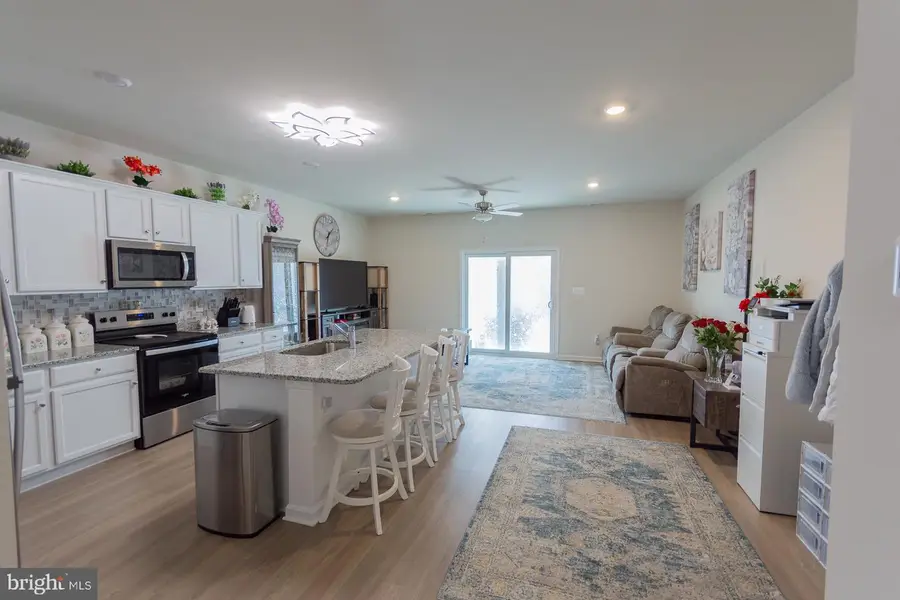 38 Bloomsbury St, Falling Waters, WV 25419 - #3