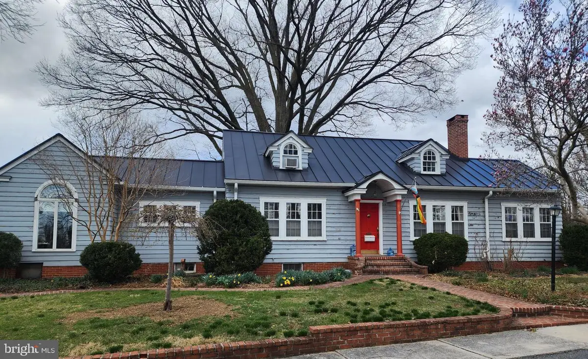 1 Dennis St, Martinsburg, WV 25401 - #1