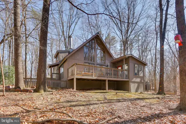 170 Oneida Trail, HEDGESVILLE, WV 25427