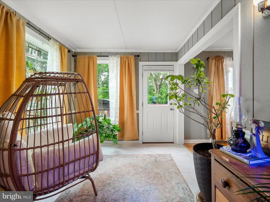 537 Ridge Rd S, Martinsburg, WV 25403 - #3