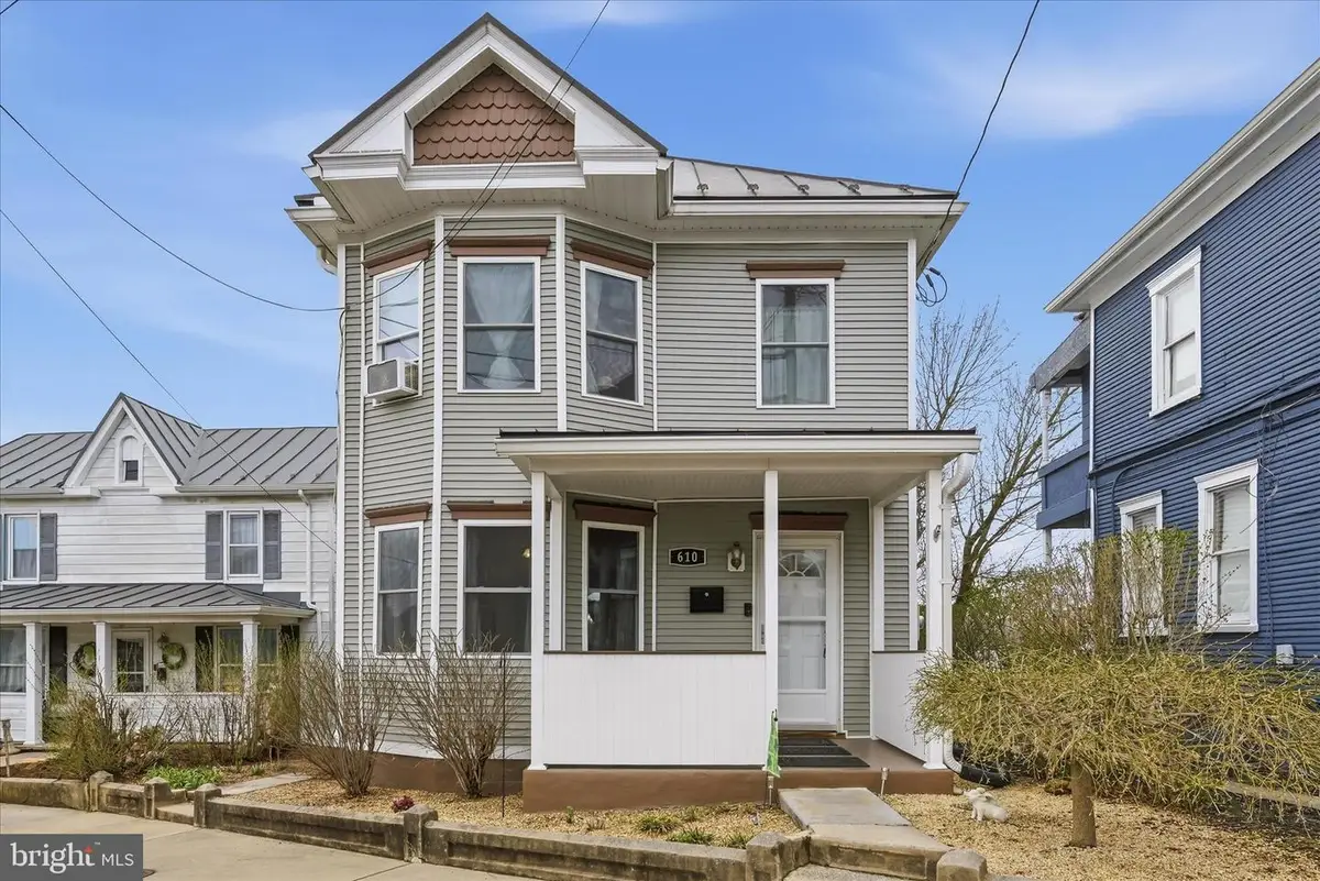 610 Faulkner Ave, Martinsburg, WV 25401 - #1