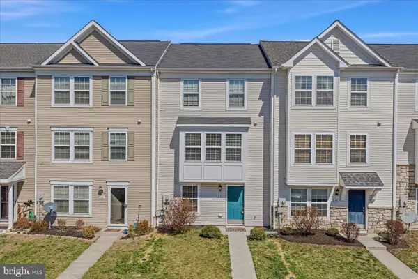 52 Private Ct, BUNKER HILL, WV 25413