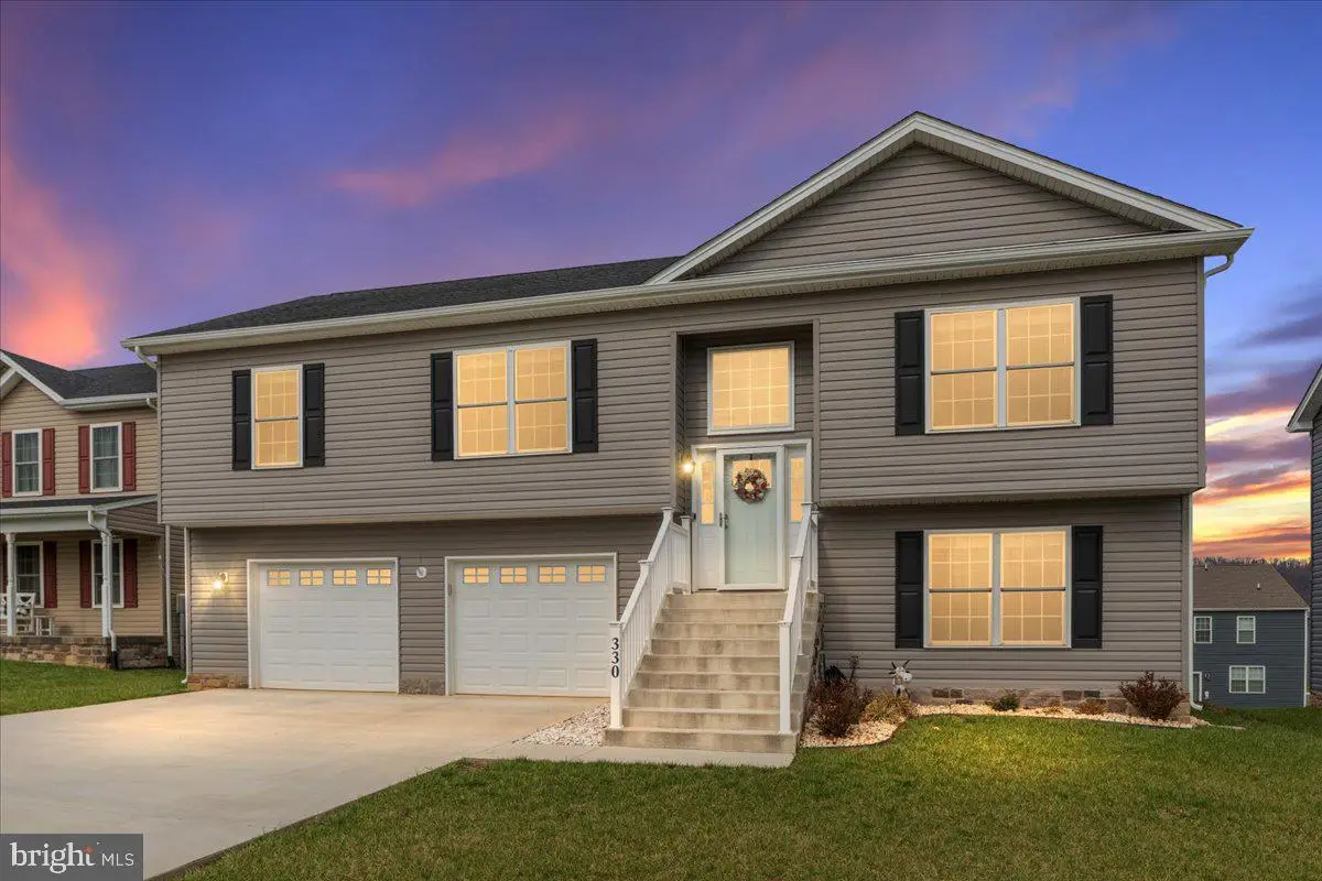 330 Pochards Ct, Martinsburg, WV 25403 - #1
