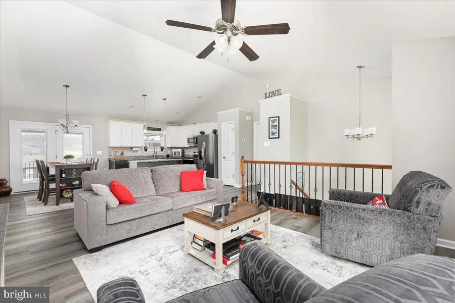 330 Pochards Ct, Martinsburg, WV 25403 - #3