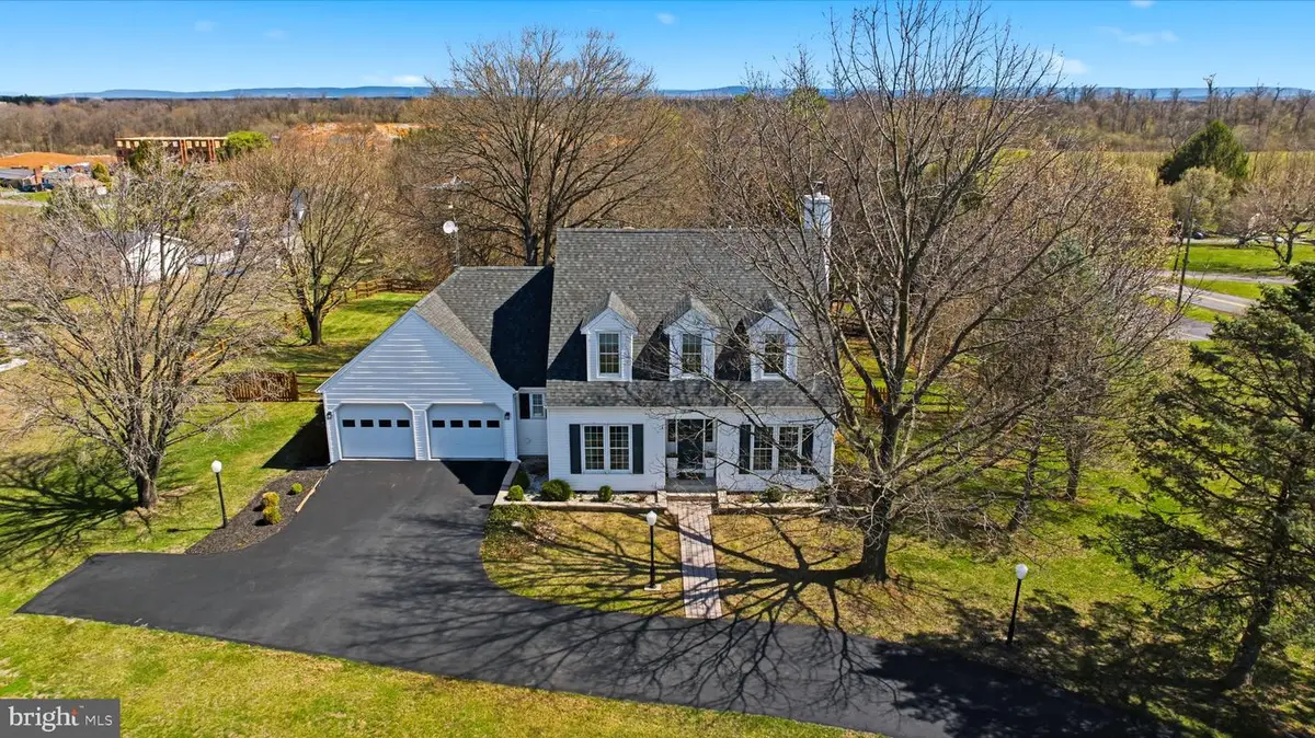 34 Renaissance Dr, Martinsburg, WV 25403 - #1