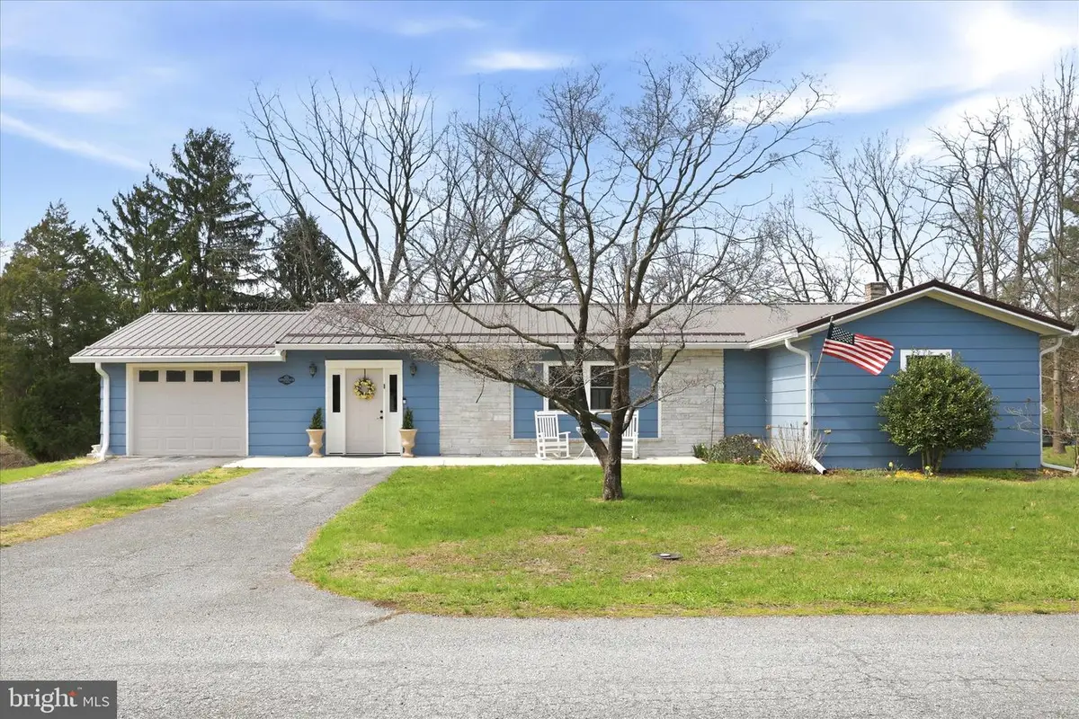 97 Clohan Ave, Martinsburg, WV 25404 - #1