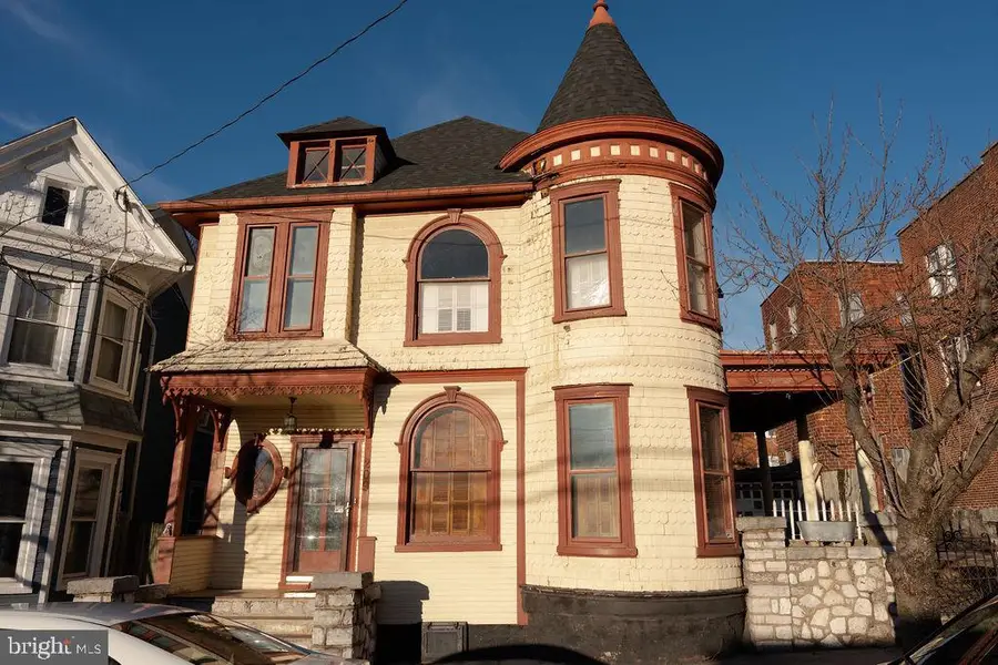 209 S Maple Ave, Martinsburg, WV 25401 - #2