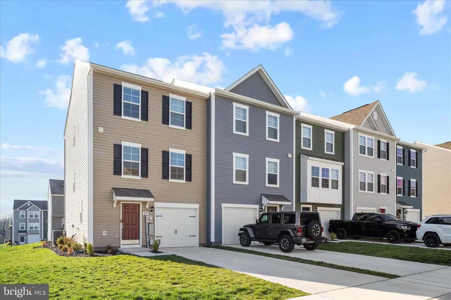 274 Clifton Mnr, Falling Waters, WV 25419 - #2