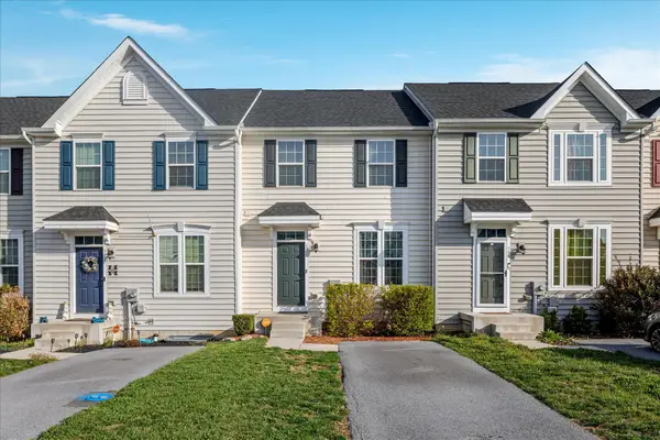 195 Ontario Dr, FALLING WATERS, WV 25419