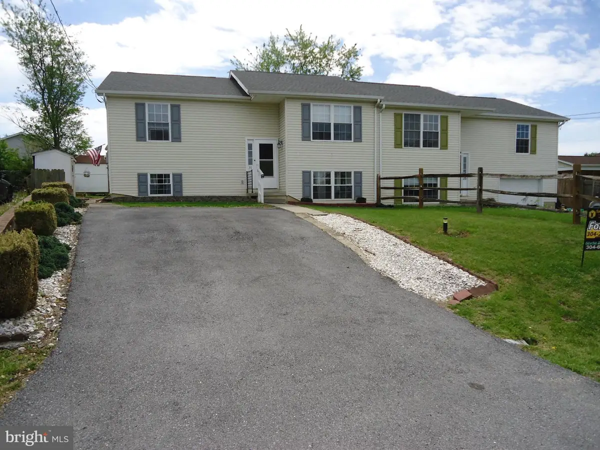 30 Squire Circle, Inwood, WV 25428 - #1