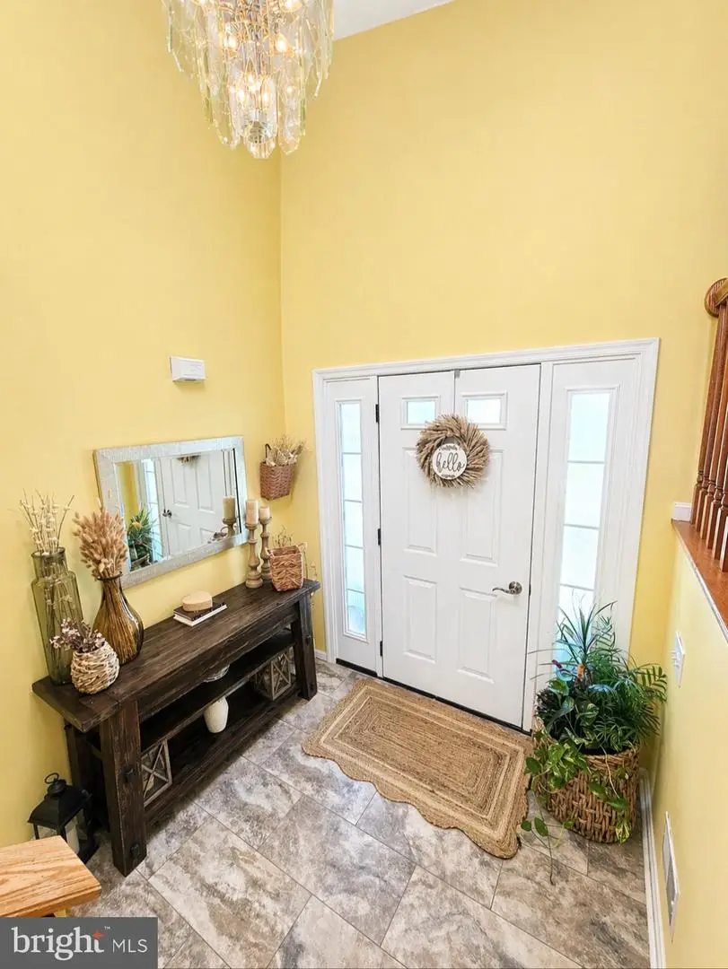 61 Clemson Dr, Falling Waters, WV 25419 - #2