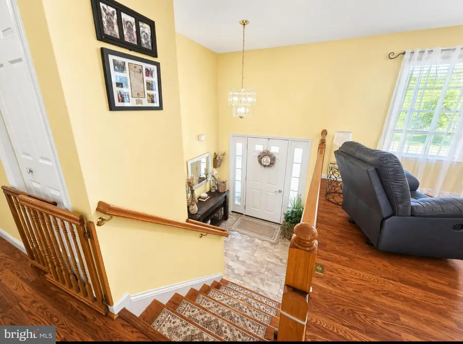 61 Clemson Dr, Falling Waters, WV 25419 - #3