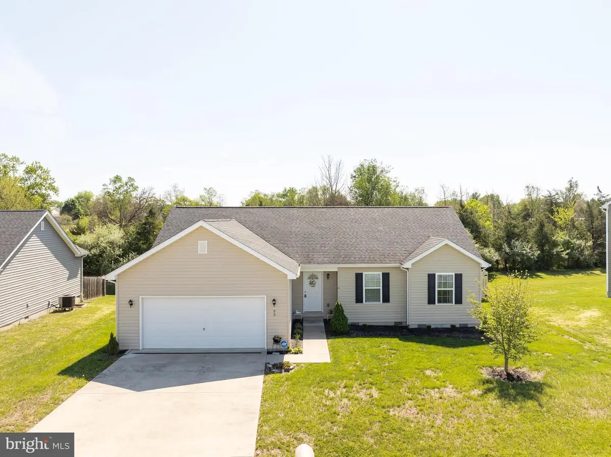 93 Invasion Ct, Bunker Hill, WV 25413 - #1