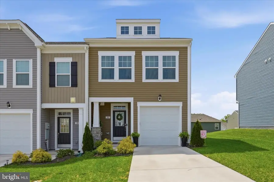 107 Clifton Mnr, Falling Waters, WV 25419 - #3